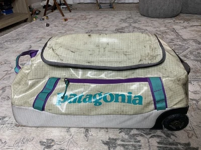 Patagonia Black Hole Rolling Carry-on Duffel Bag 22" Luggage Travel Suitcase - Image 1 of 4