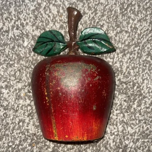Vintage Cast Iron Apple Door Stop Or Book End. 7"x4.5" NICE! - Picture 1 of 2