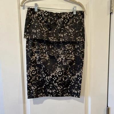 Donna Karan New York Skirt, Size 8 ￼ - Image 1 of 4