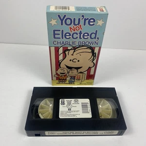 You're Not Elected Charlie Brown VHS Peanuts Linus Snoopy 1988 Hi-Tops Video OG - Foto 1 di 12