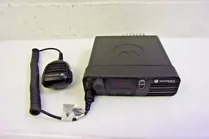 Motorola MotoTRBO XPR4350 UHF 403-470MHz 32 CH 25W Digital Mobile Radio - Picture 1 of 10