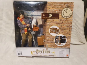 Harry Potter Platform 9 3/4 action figure new/boxed - Picture 1 of 3