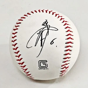 Pelota de béisbol del equipo de los Gigantes Yomiuri Hayato Sakamoto firmada autografiada coleccionable - Imagen 1 de 8