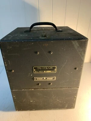 老式 1940 年代海军 TS-173/UR 90-450MHz 频率计 非常干净 — 第 1/4 张图片