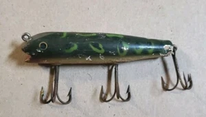 VINTAGE FISHING LURE WOODEN CREEK CHUB DARTER  FROG SPOT *ROUGH* RESTORE - Picture 1 of 7