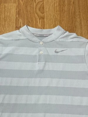 Camisa Nike Para Mujer XL Gris Cuello Hoja Henley Golf Tenis Zonal Enfriamiento Rayas Foto 1 de 4