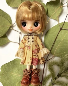 Bambola Petite Icy personalizzata - Bambola artigianale unica nel suo genere - Foto 1 di 4