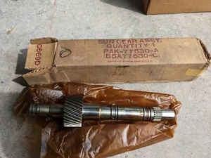 PAK-77530-A B5A77530-C FoMoCo Ford -O-Matic Front Clutch Primary Sun Gear NOS - Bild 1 von 5