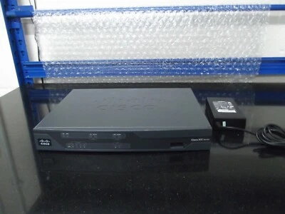 Cisco 887VA-K9 VDSL/ADSL su POTS - Immagine 1 di 3