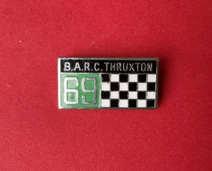 Vintage BARC Thruxton Circuit Pin Badge British Auto Racing Club Motor Car 1969 - Picture 1 of 11