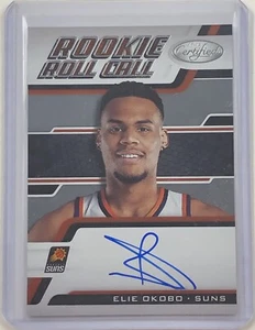 2018-19 Certified Elie Okobo Rookie Roll Call Rookie On Card Autograph - Bild 1 von 2