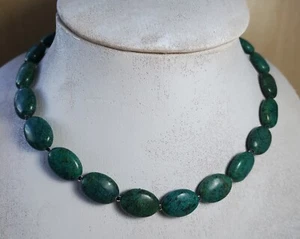 Collana di perle ovale verde turchese/howlite (N 4) - Foto 1 di 3
