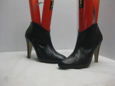 Botas al tobillo Adrienne Vittadini Adam de cuero negras con cremallera de tacón alto para mujer talla 9 M Foto 1 de 4