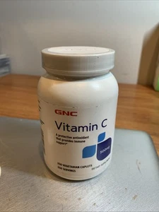 GNC Vitamin C-500 mg Antioxidants Immune Support 250 VegCaps  (READ DESCRIPTION - Picture 1 of 2