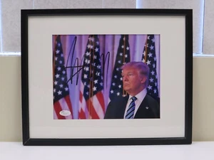 PRESIDENT DONALD TRUMP AUTOGRAPHED SIGNED FRAMED 8X10 PHOTO JSA FULL LETTER AL2 - Picture 1 of 5