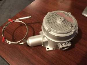 United Electric Controls Temperature controller 9171 2BSB New old stock - Picture 1 of 2