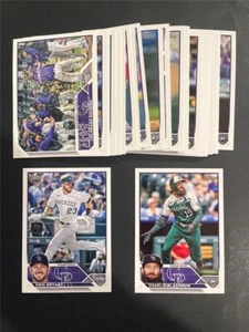 2023 Topps Colorado Rockies Team Set Serie 1 2 Actualización 27 Tarjetas - Imagen 1 de 1