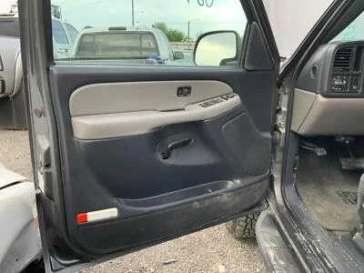 Used Front Left Door Interior Trim Panel fits: 2002 Chevrolet Suburban 1500  Gra - Image 1 of 4