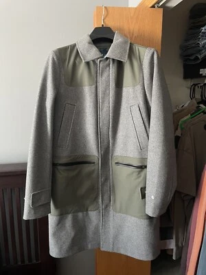 Gabardina Under Armour UAS MEDIANA Gris Oliva Ejército Larga Foto 1 de 3