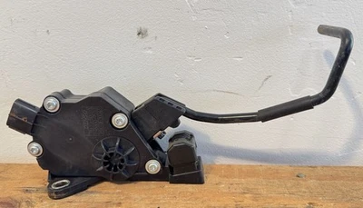 07-12 雷克萨斯 LS460 发动机加速器油门燃气踏板传感器 7811050010 原始设备制造商 — 第 1/4 张图片