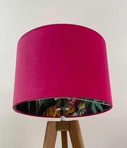Pantalla de lámpara de terciopelo rosa caliente berenjena país de las maravillas hojas de la selva tono de luz de tambor - Imagen 1 de 16