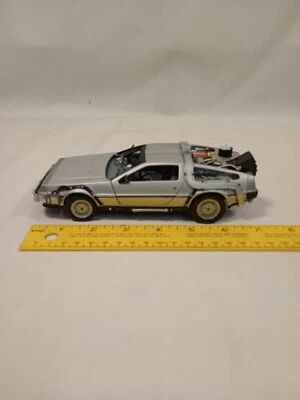 Welly BACK TO THE FUTURE 2 De Lorean 1/ 24 Scale Model Car Missing Windshield  - Image 1 of 4