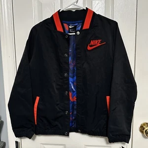 Nike Boys Sz L Sportswear Snap Front HoopFly Jacket Black Red - Picture 1 of 13