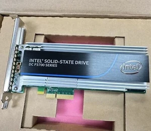 Intel P3700 SSD DC Series 800GB Disk Series 2.5" Solid State Drive SSDPEDMD800G4 - Picture 1 of 3