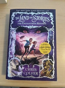 The Enchantress Returns (The Land of Stories) Soft Cover - Picture 1 of 1