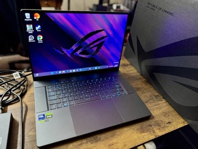 Portátil ASUS ROG Zephyrus G16 16" OLED QHD 240Hz 32gb RAM, NVIDIA RTX 4080 2TBSSD Foto 1 de 4