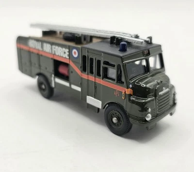 Corgi Trackside Green Goddess Royal Air Force Fire Engine 1/76 Scale - Image 1 of 3