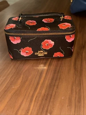 Caixa de joias Coach estojo cosmético pequeno preto vermelho raro - Imagem 1 de 4