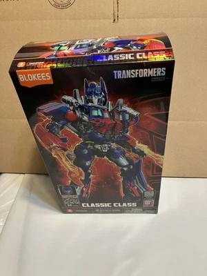 BLOKEES TRANSFORMERS CLASSIC CLASS OPTIMUS PRIME MODEL KIT - Image 1 of 3