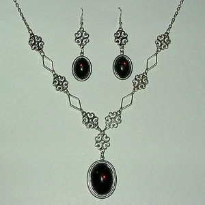 JUEGO DE PENDIENTES DE COLLAR P DE FILIGRANA ESTILO VICTORIANO ROJO CRISTAL OSCURO PLATA P - Imagen 1 de 1