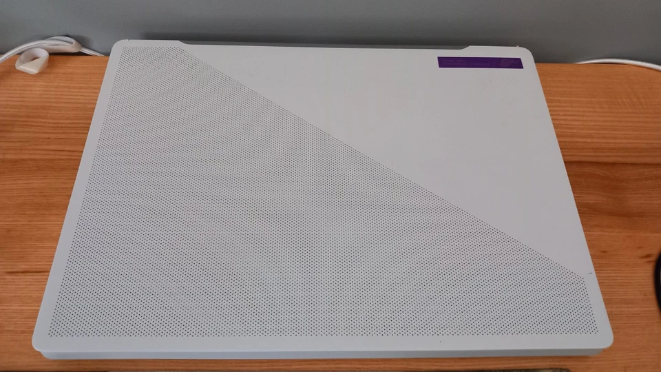 Asus ROG G14, ordinateur portable 14' - Photo 1/4