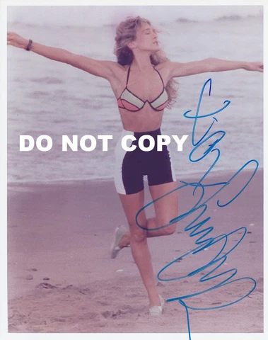 SARAH JESSICA PARKER  8x10 Photo Signed Autograph COA Sexy Bikini Bra Photograph Cover