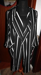 military Mantel Größe 44 PIRAT Koffermode schwarz weiss top gestreift LAGENLOOK - Bild 1 von 3