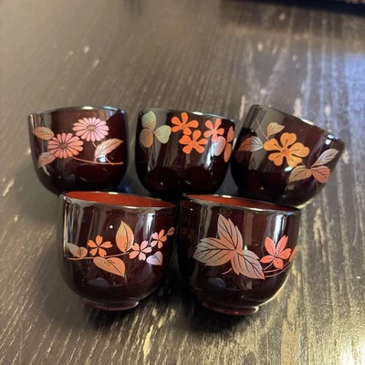 Set of 5 Japanese Lacquer Sake Cups Black Red Floral Design Ochoko 70ml - Image 1 of 4