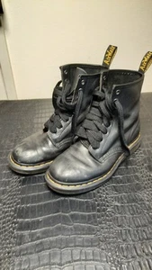 Dr. Martens 11821 Damengröße 8L – US schwarz mattes Leder Kampfstiefel - Bild 1 von 11