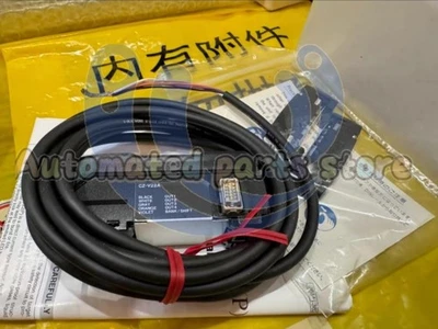 New Keyence  CZ-V22A   Fiber Amplifier Sensor  CZV22A  Series from Japan - Image 1 of 4