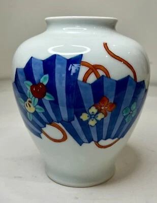 Chinese Hand-Painted White  Porcelain Vase Blue Fan Floral Design Asian Fengshui - Image 1 of 4