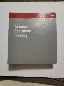 NORTHWEST AIRLINES DC10-30 TRAINING MANUAL - Picture 1 of 10