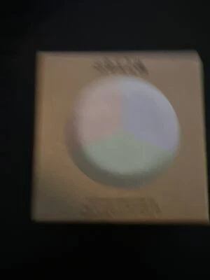 Stila set and correct baked powder  - Image 1 of 2