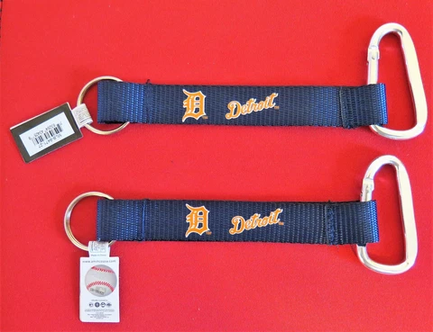 TWO (2) BEAUTIFUL AND HANDY, DETROIT TIGERS CARABINER KEYCHAINS FROM AMINCO Cover