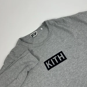 Kith Men’s SZ M Gray Velour Bogo Box Logo Long Sleeve Tee Casual Comfy - Picture 1 of 9