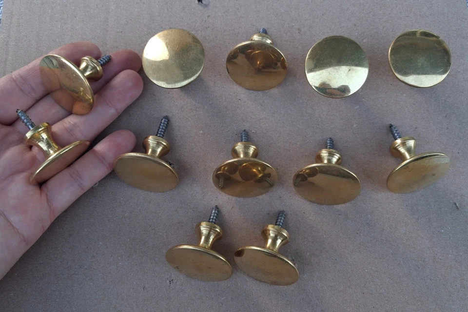 1 ANCIENNE POIGNÉE DE MEUBLE bouton en bronze ou laiton D=3,4 cm   N°101C - Photo 1/4