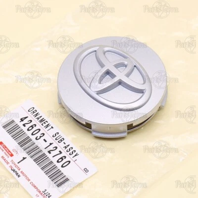 New Genuine OEM Toyota RAV4 2013-2016 Wheel Hub Ornament Sub-Assembly 4260312760 - Image 1 of 4
