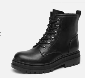 DREAM PAIRS Women Sz 6.5 Combat Boots Low Heel Lace Up w/Zip Ankle Boots NEW! - Picture 1 of 8