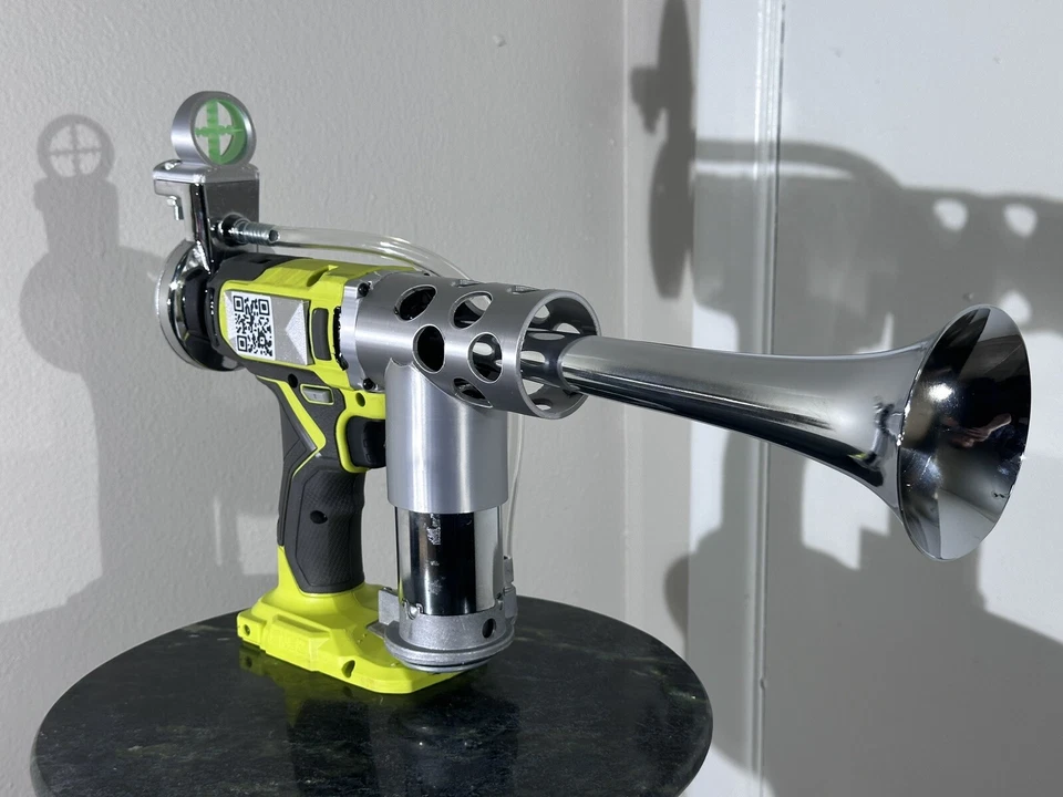 Ryobi Air Horn Train Horn Gun. Chrome THE LOUDEST + Wall mounts - Image 1 of 4