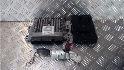 CALCULATEUR MOTEUR ECU Renault Clio III Estate/Grandtour (KR) 2011 237103942R - Immagine 1 di 3